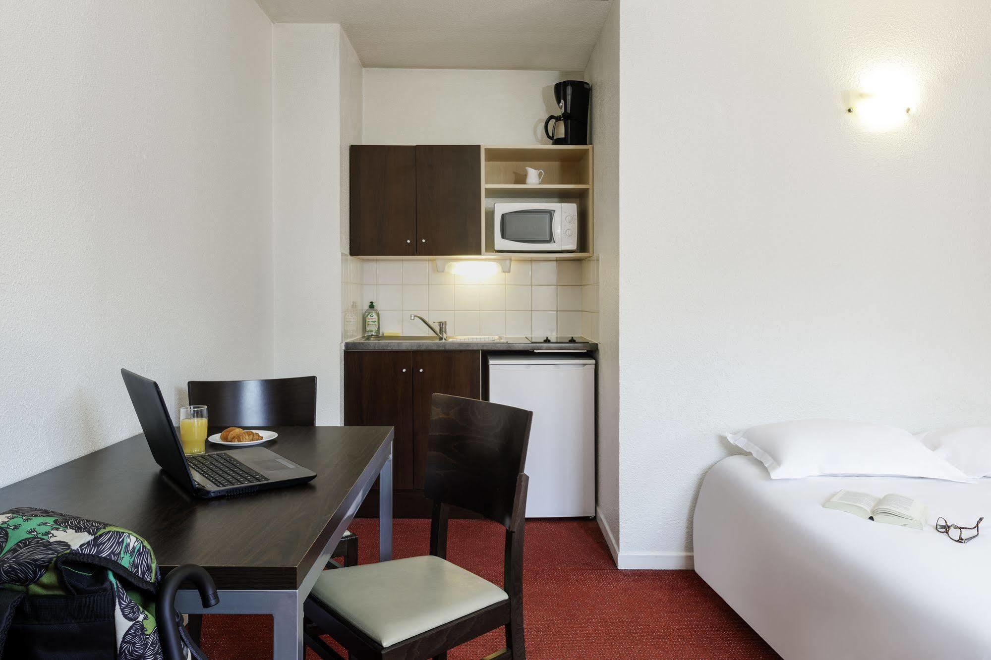 Aparthotel Adagio Access Lille Vauban Екстер'єр фото