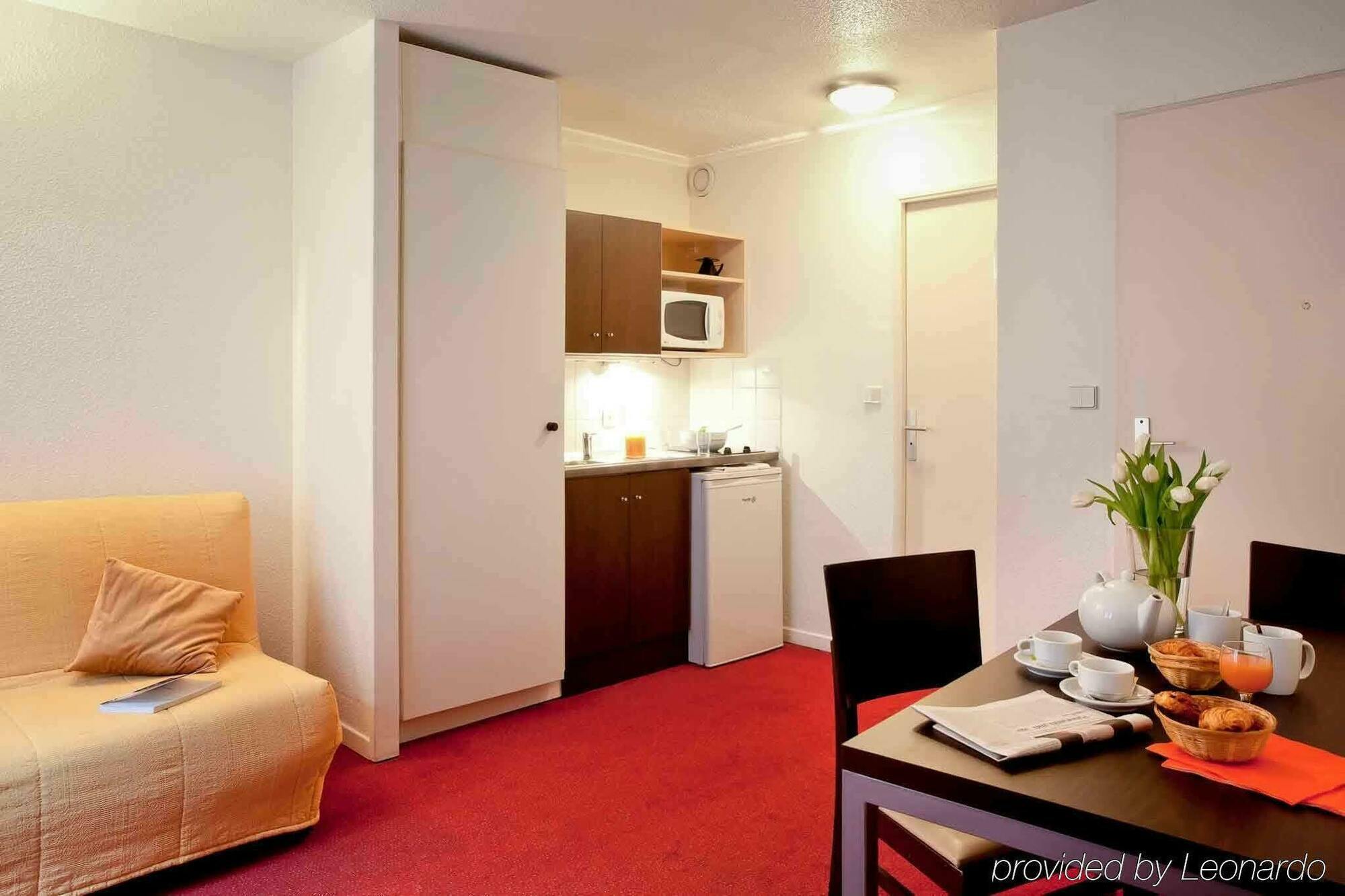Aparthotel Adagio Access Lille Vauban Екстер'єр фото