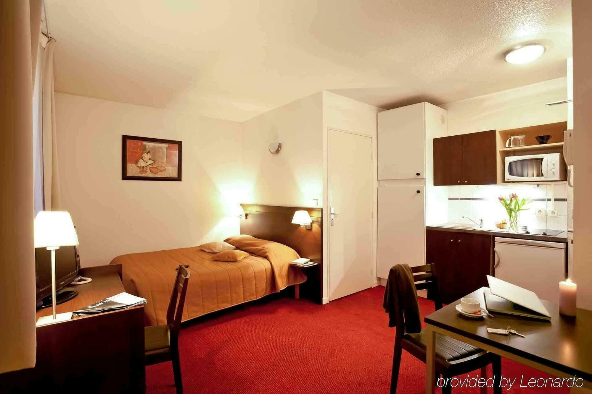 Aparthotel Adagio Access Lille Vauban Екстер'єр фото